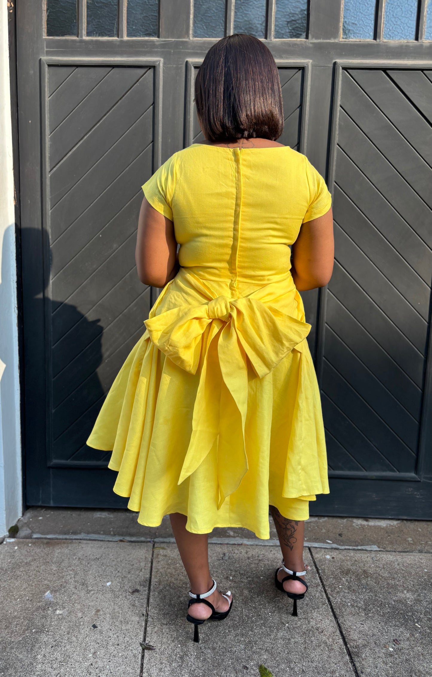 Umuhle linen dress (please allow 7-10 days for completion of order)